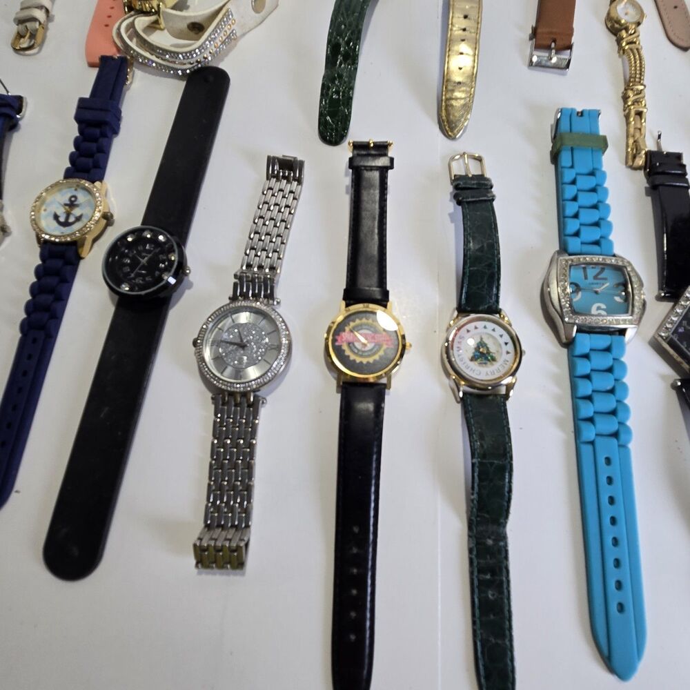 Wholesale Watch Lot of 43 Vintage & Modern - Timex Fossil Elgin Parts Repair - Picture 7 of 16